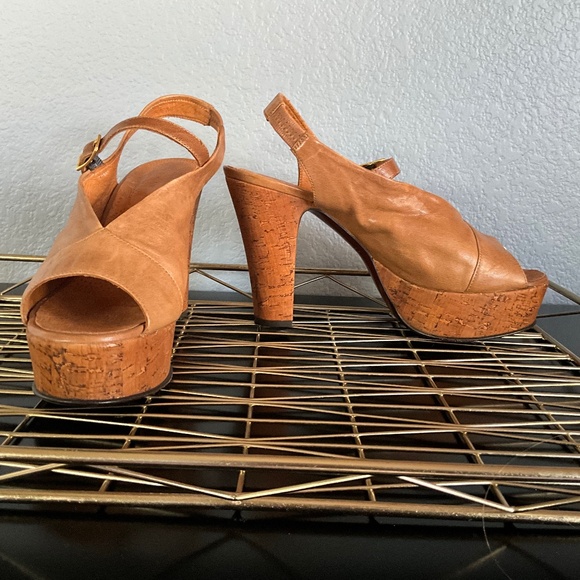 NWOT Anthropologie Chie Mihara EUNICE Platform Cork Slingback Sandals Tan EU40.5 - Picture 1 of 12